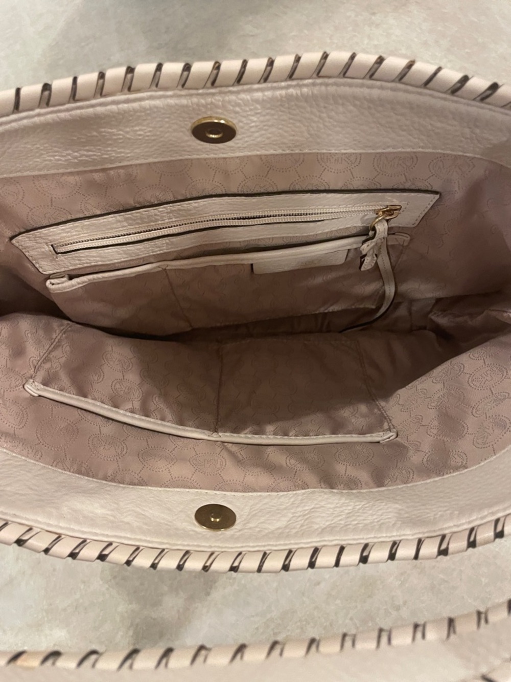 Michael Kors Cream Leather Hobo with Tassel and Gold Charm - Picture 11 of 11